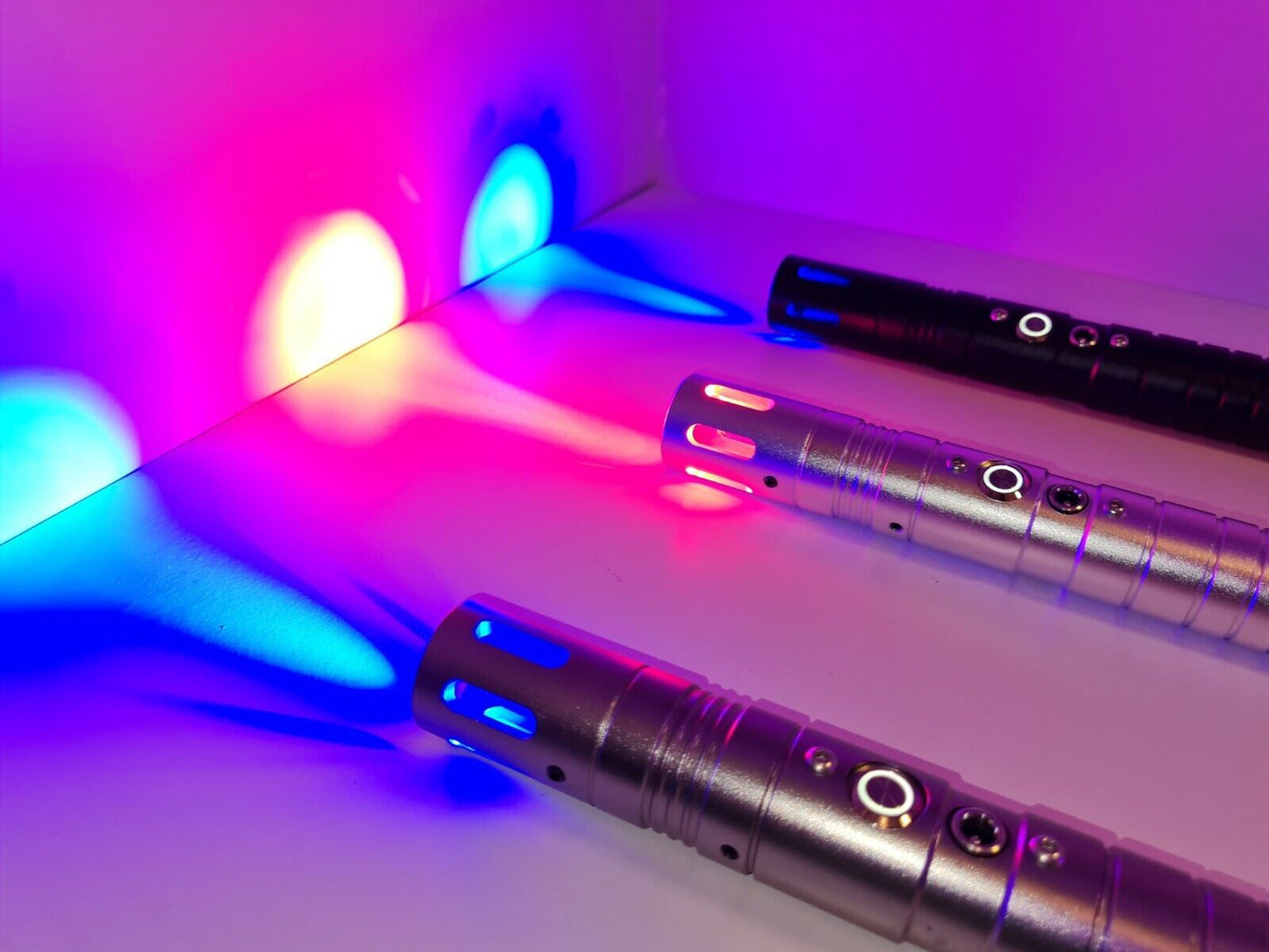 Lightning Ball - 202cm Metal Double blade Saber Staff 11 Colour 3 Sound Fonts