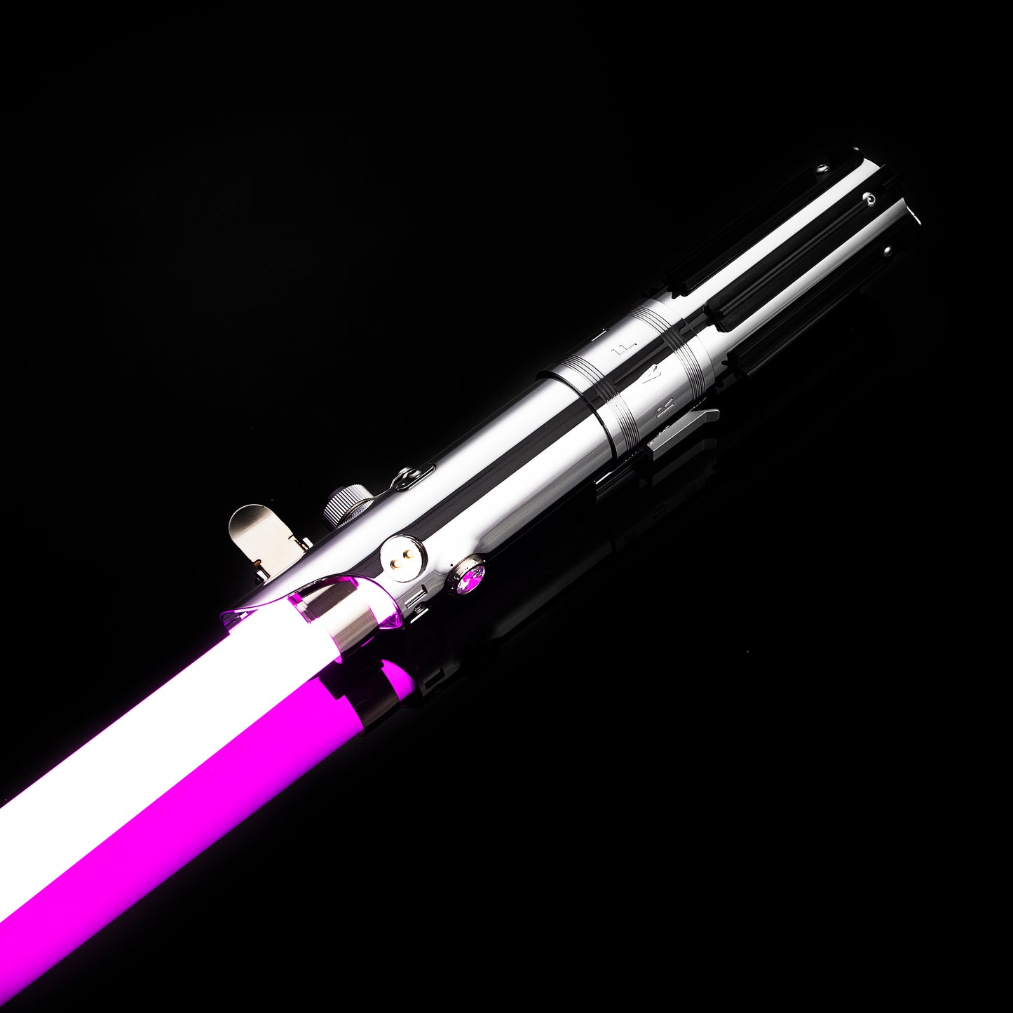 Realistic Metal Saber LED-Pixel blade 21 sound fonts Xeno board infinite colours